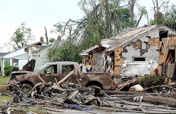 alabama tornado 2011. alabama tornado 2011. alabama