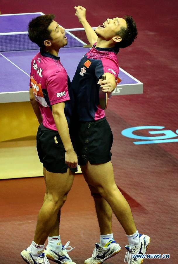 Mundial dobles masculino 2015 (Suzhou, China) Zhendong y Yu Zhou
