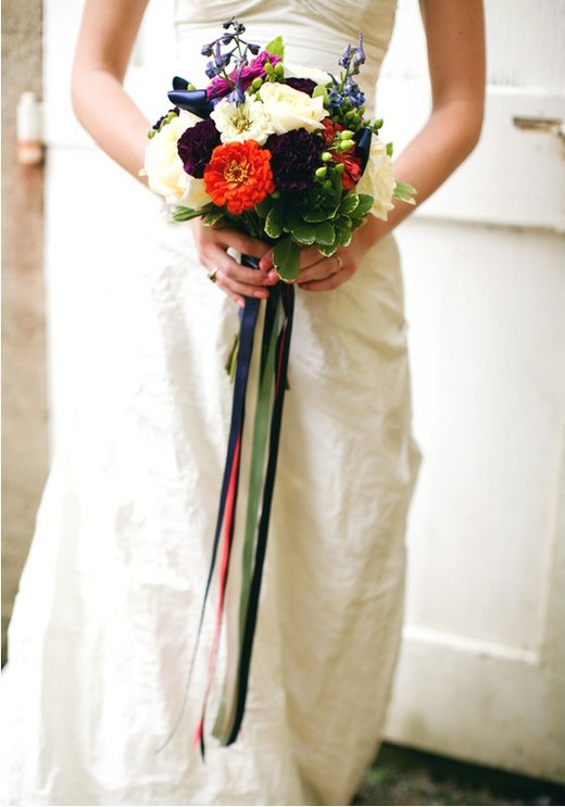 Formas de atar tu ramo de novia Complementos, Flores, Inspiración