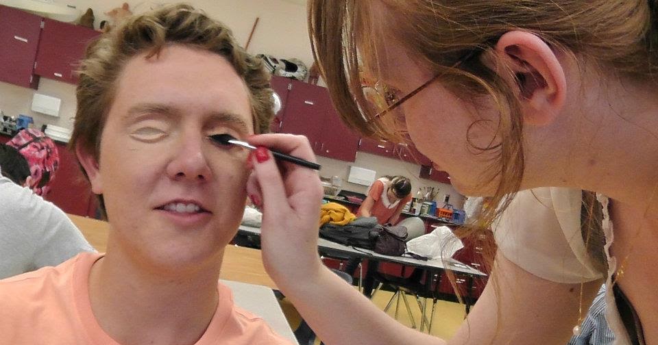 Art 3/4 Spr 2012 OEDIPUS REX MAKE UP (EYES GOUGED OUT)