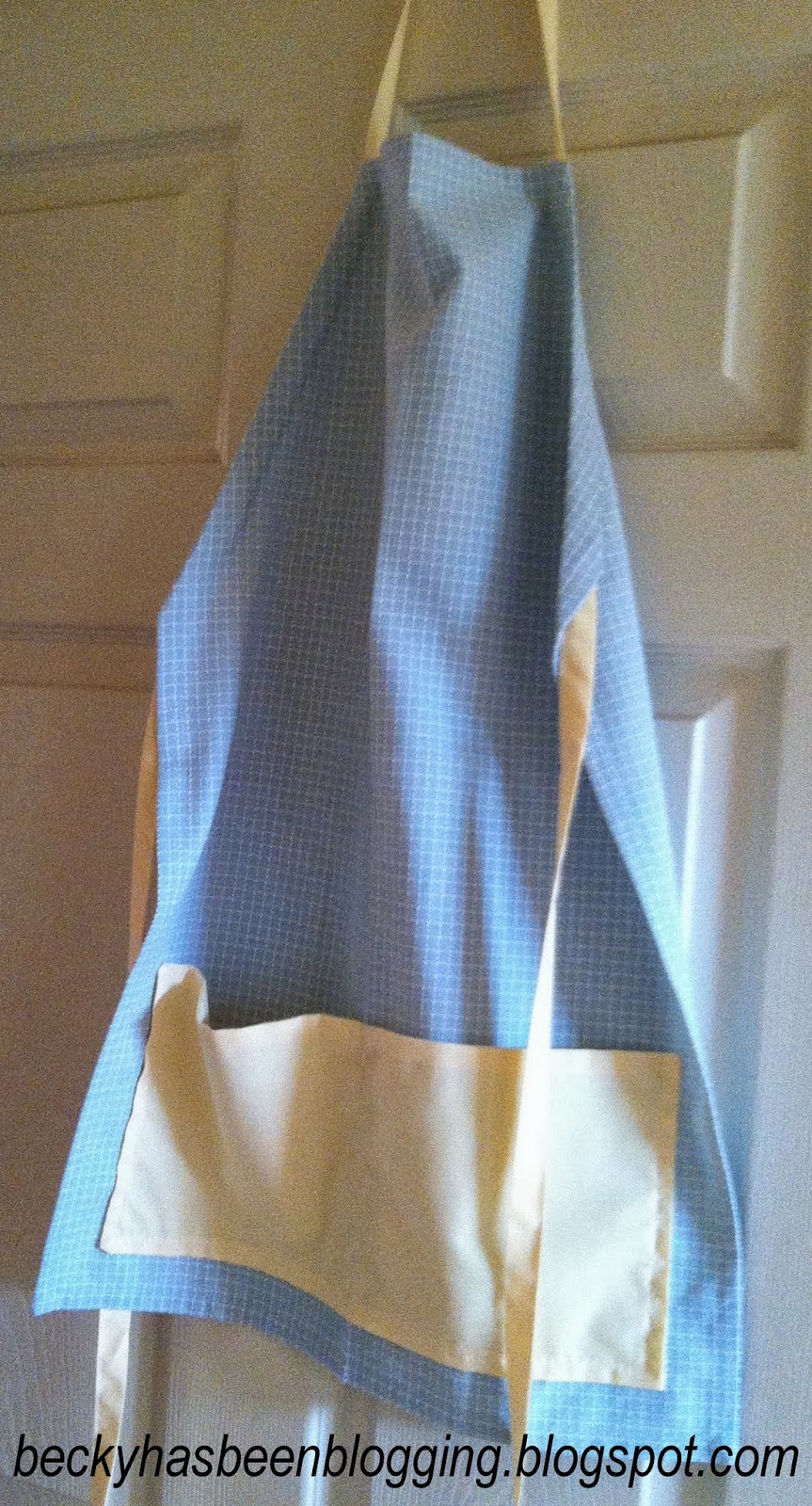 Becky Has Been Blogging Make An Apron Out of a Tea Towel CRAZY!