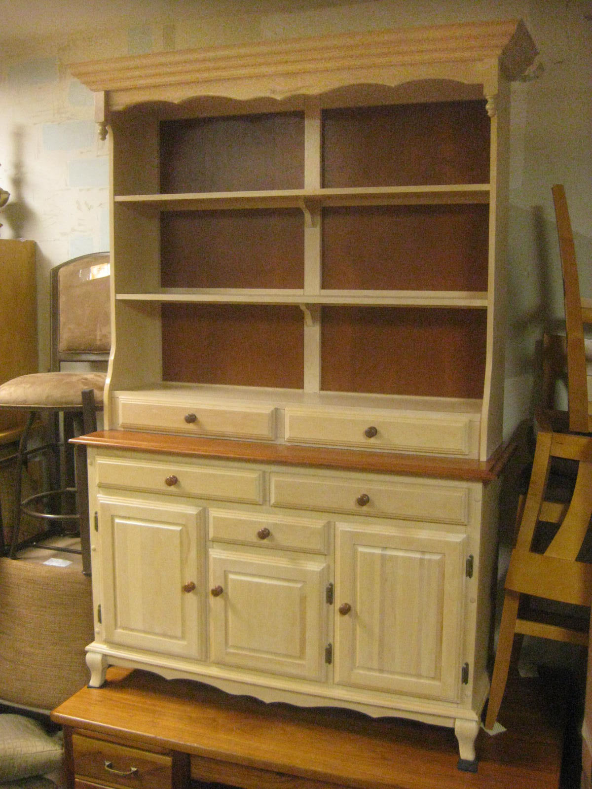 UHURU FURNITURE & COLLECTIBLES SOLD Rustic China 100