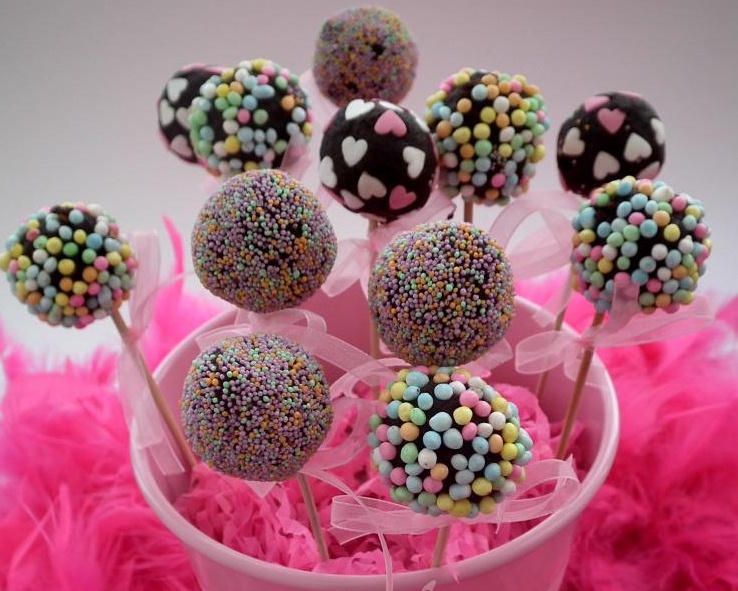 Renkli Şeyler Atölyesi Cake Pops…