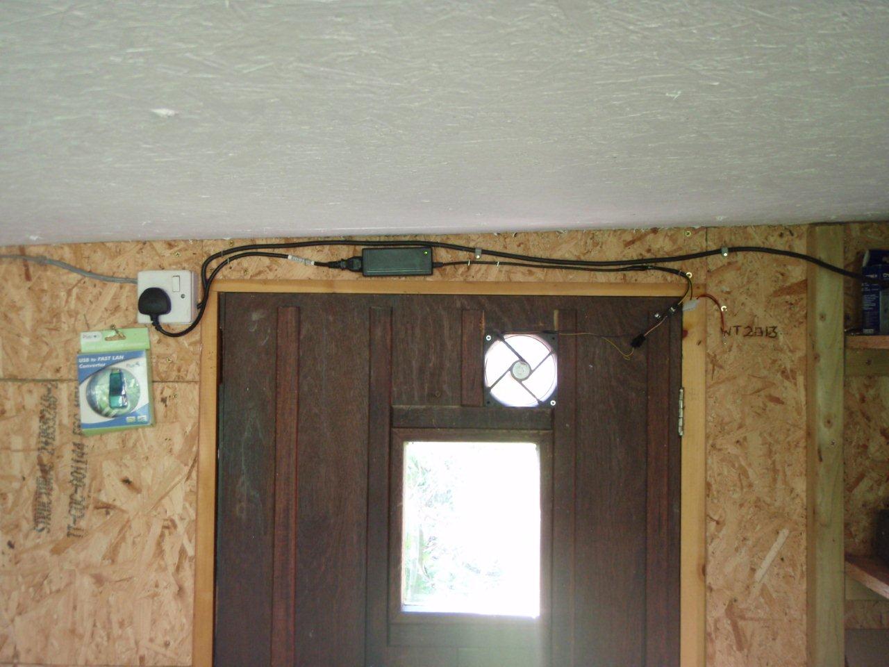 dorkythorpy Using a PC Cooling Fan for Ventilation How To