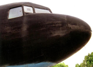 Носовой обтекатель фюзеляжа самолета Ли-2