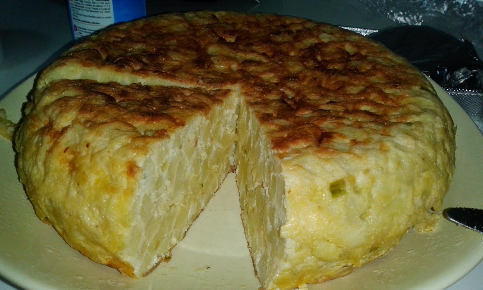 Tortilla De Patatas Con Cebolla, Pimiento Y Calabacín
