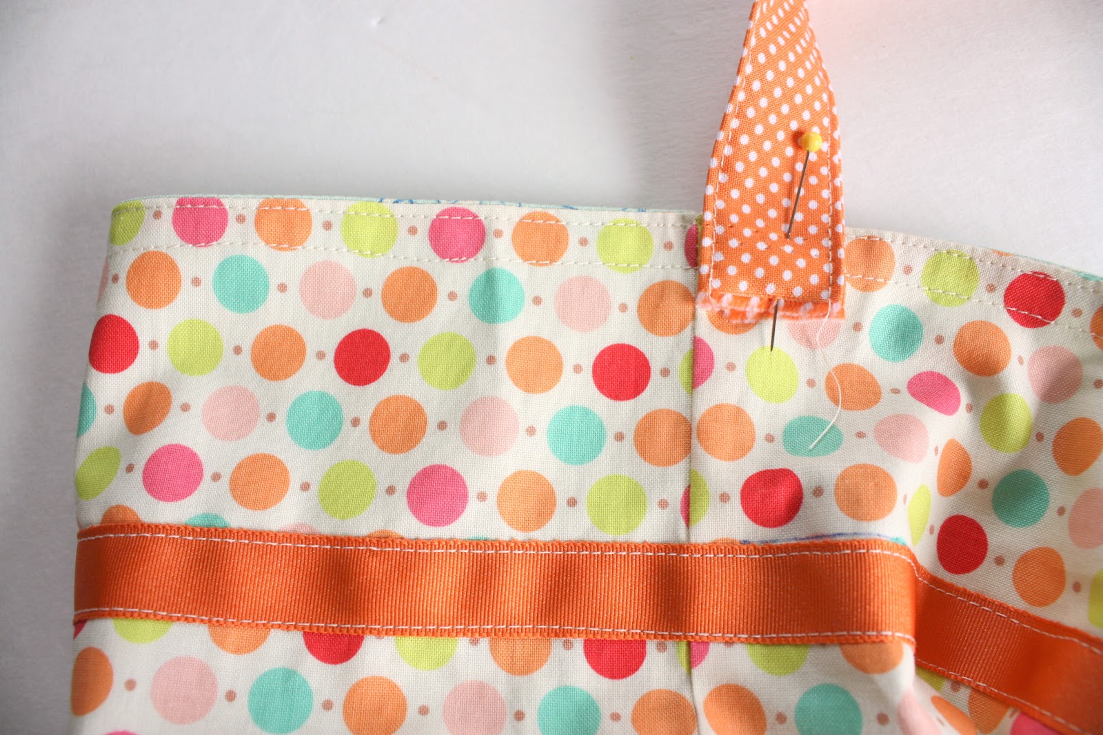 Easy Fat Quarter Bag Tutorial Diary of a Quilter a quilt blog