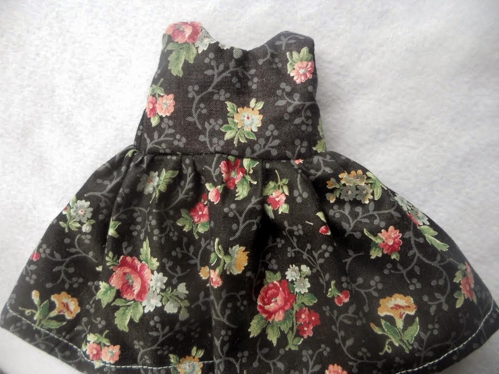 #163 SS French Pink Roses On Black