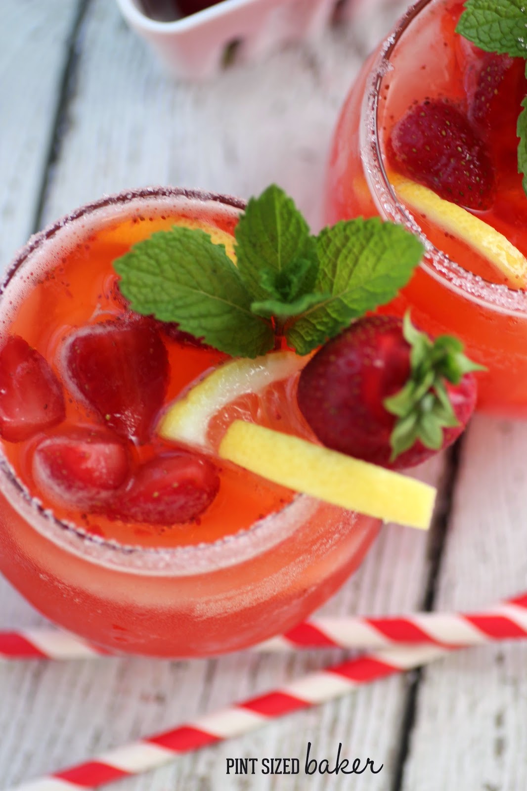 Strawberry Lemonade Spritzer 3 1+ps+Strawberry+Lemonade+Spritzer+(29)