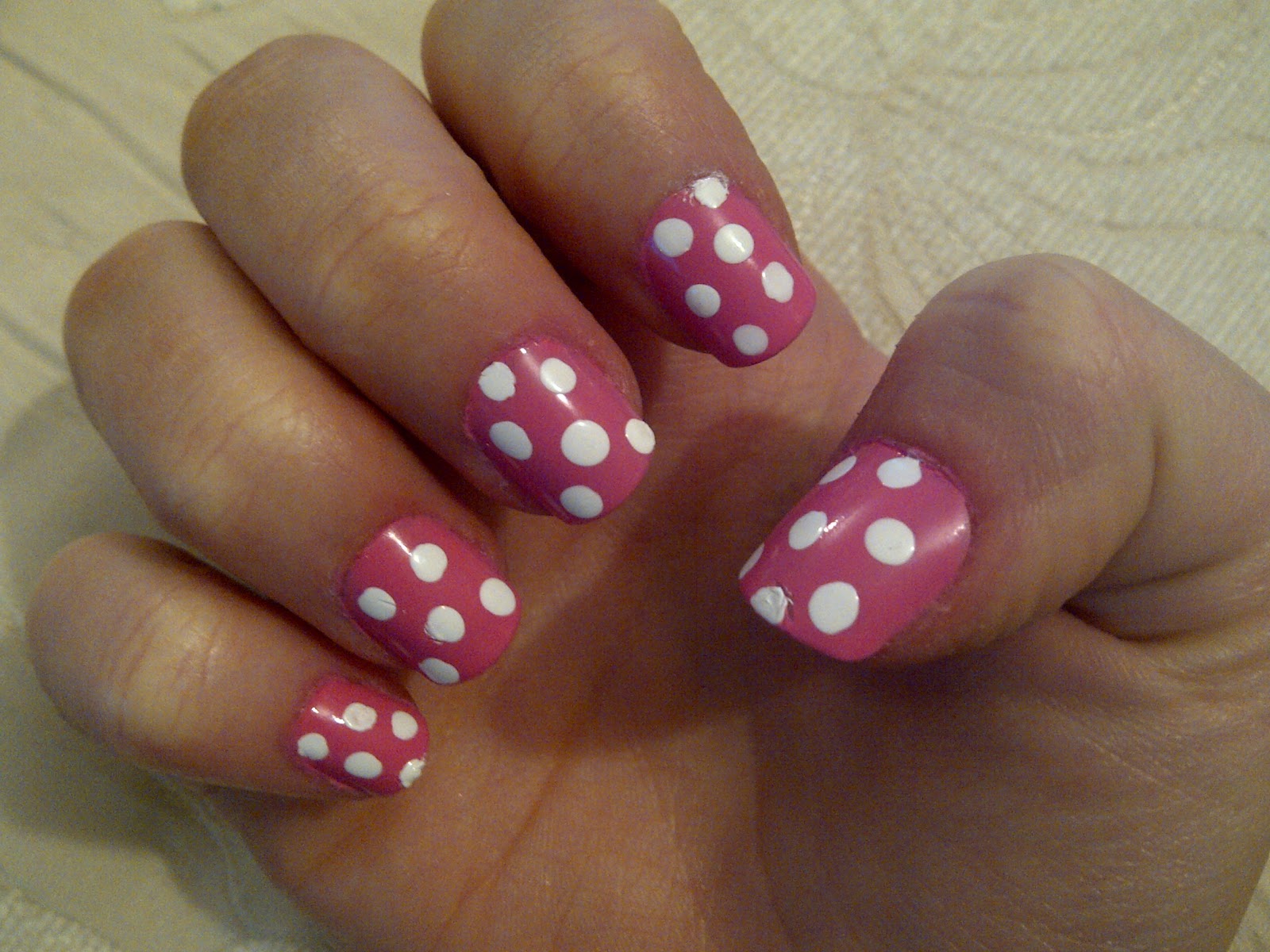 1. Minnie Mouse Nail Art Tutorial for Short Nails - wide 4