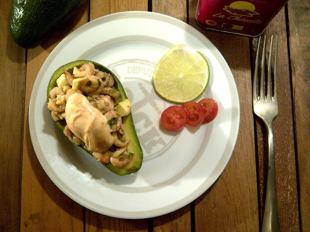 avocado garnalen limoen gerookte paprika