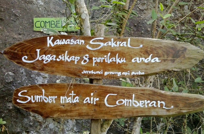 54+ Gambar Air Comberan Terlihat Keren 54+ Gambar Air Comberan Terlihat Keren