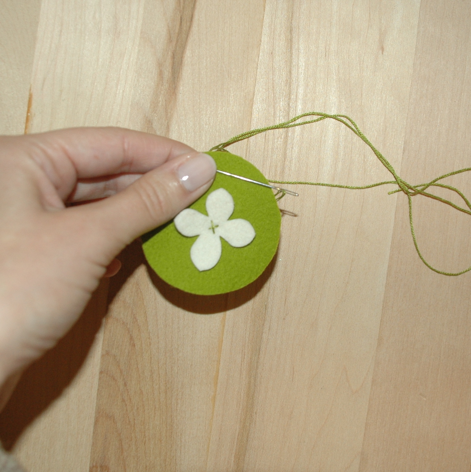 pammy dawn designs How to Make A Felt Hydrangea Flower Pin or Hair Clip