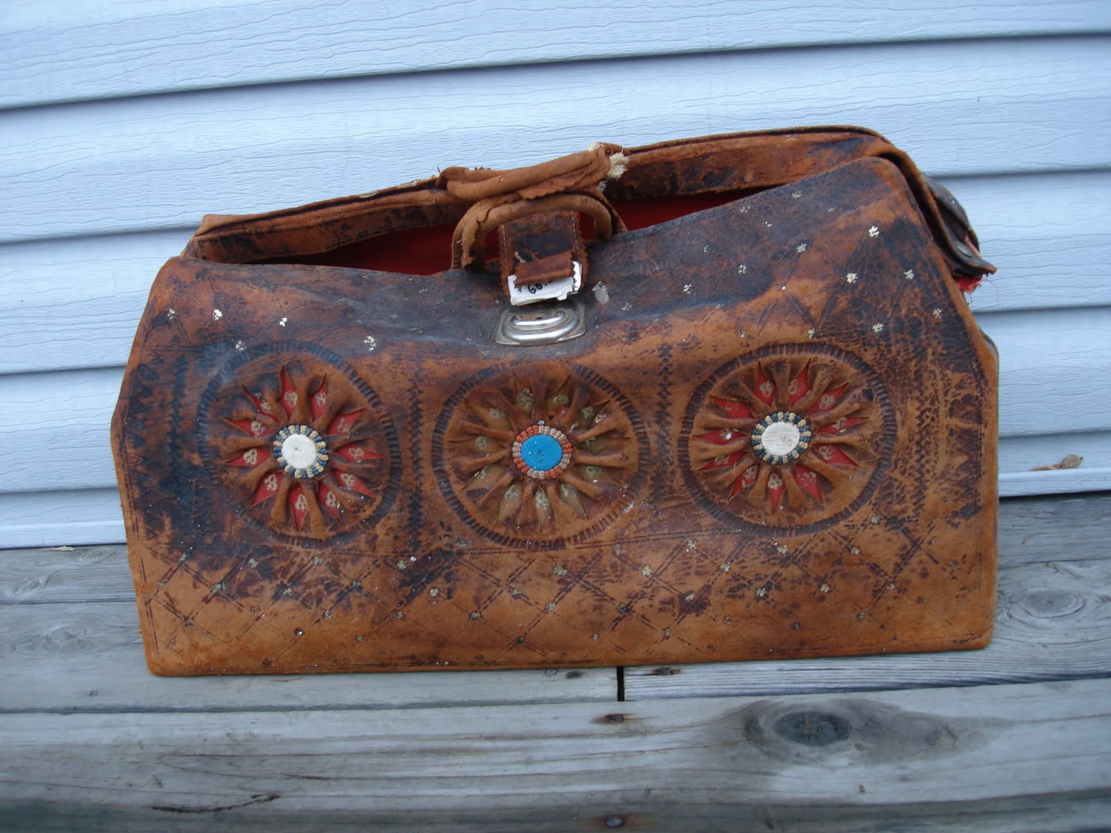VINTAGE TREASURES AND MORE VERY VERY OLD LEATHER BAG