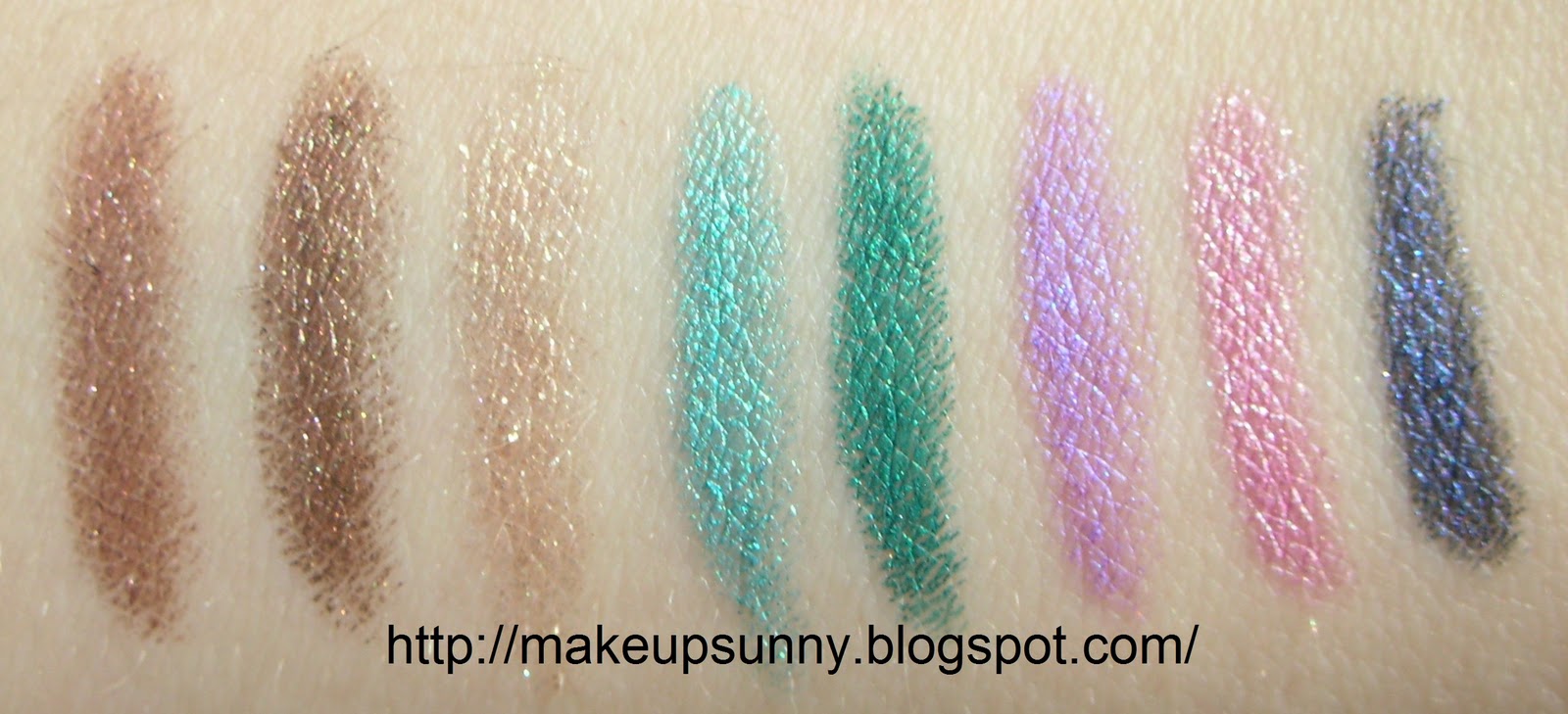 Kiko Long Lasting Stick Eyeshadow swatches e review degli ombretti in
