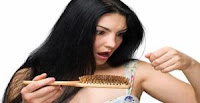 7 Fakta Tentang Rambut Rontok 7 Fakta Tentang Rambut Rontok