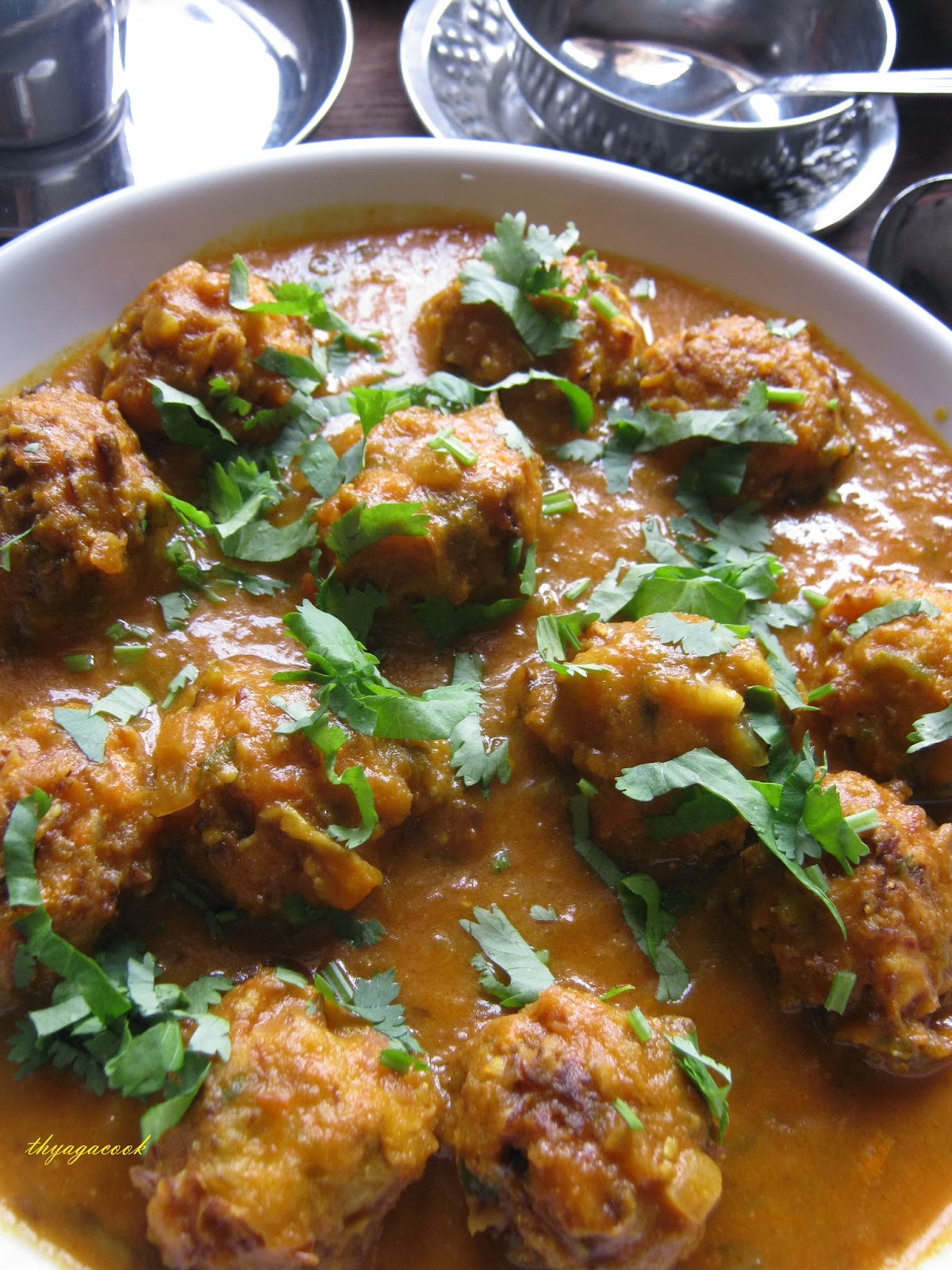 KARI LEAFS Malaysian flavour's CABBAGE KOFTA CURRY