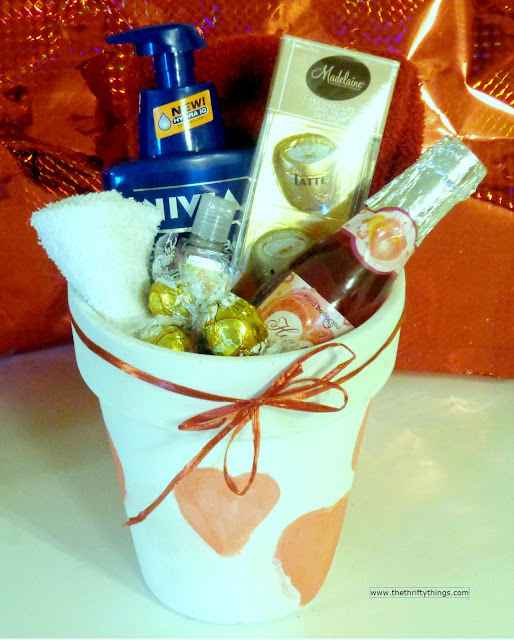 Easy Valentine's Crafts,  Directions to make Valentine's Gift Basket