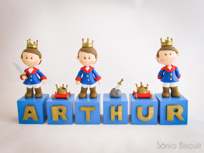 Rei Arthur, Biscuit, Cubos de Aniversário, Vela, um ano, aniversário