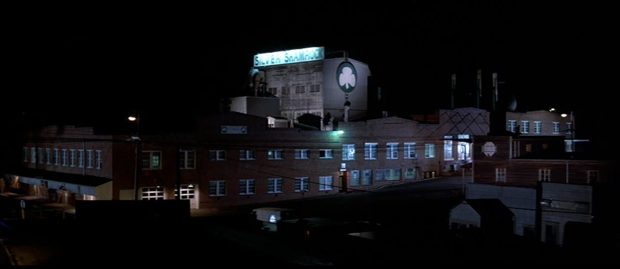 the horrors of halloween visit silver shamrock novelties movies that take place during christmas