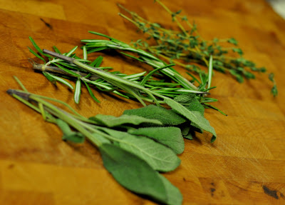 Poultry Blend Package of Herbs (Rosemary, Sage, and Thyme) - Photo by Taste As You Go