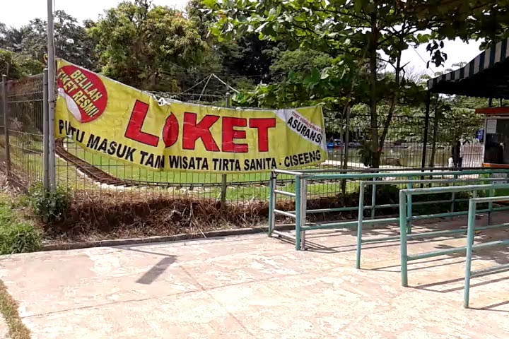 Taman Wisata Tirta Sanita