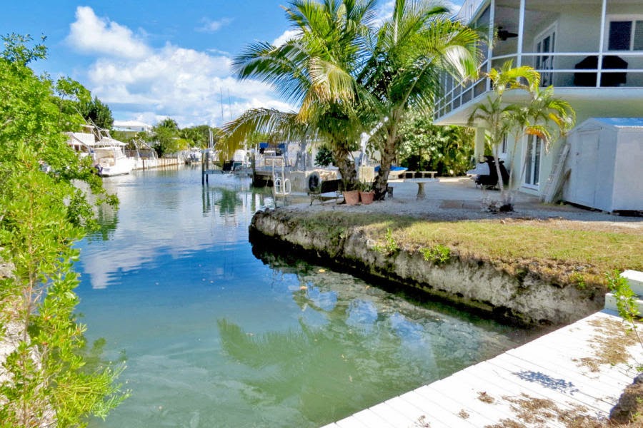 Real Estate in the Florida Keys Canal Front homes under 500K 7 left