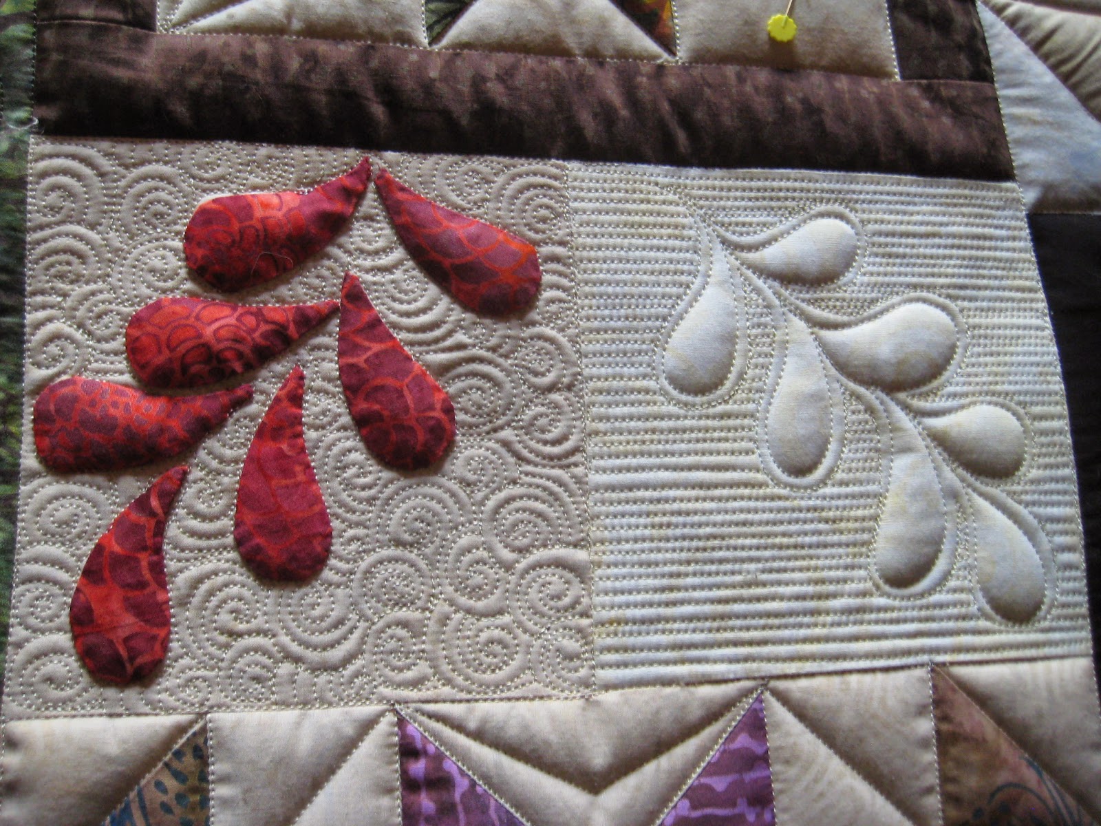 Threads on the floor Carol's Applique, no Applique