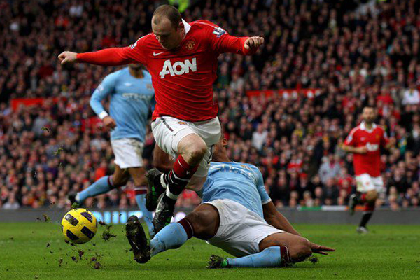 Wayne Rooney Manchester United Vincent Kompany Manchester 
