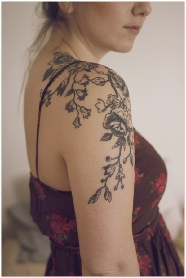 33 Most Amazing Cool Shoulder Tattoo Designs for Girls dashingamrit
