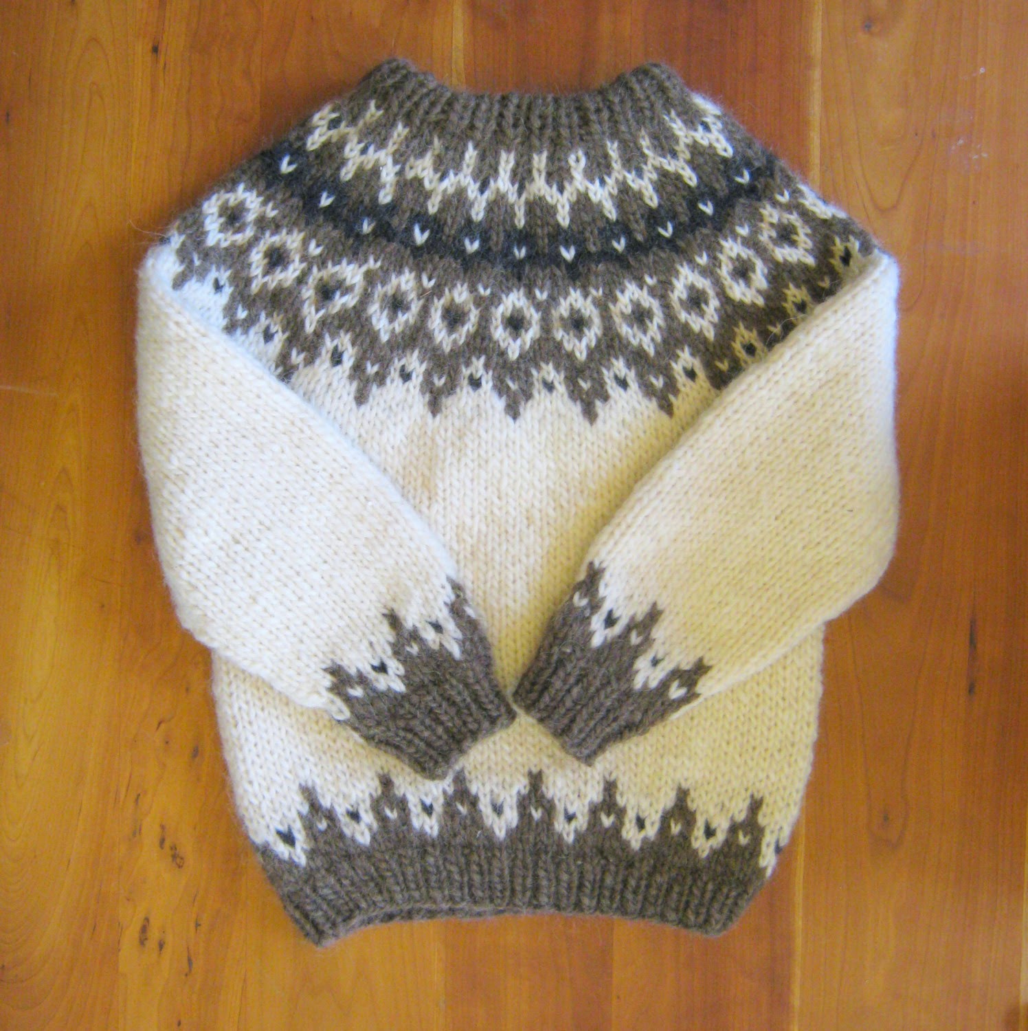 Bebek Örgü Örnekleri Patik Yelek Hırka Tulum