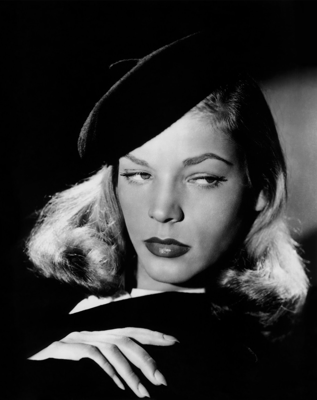 lauren bacall queen noir lauren bacall queen noir