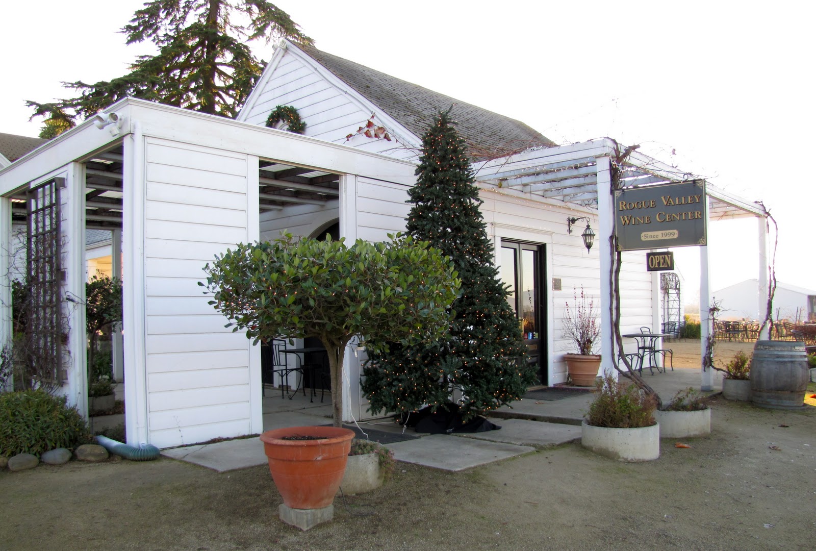 The Oregon Winery Review EdenVale Winery, A Real Gem in the Rogue