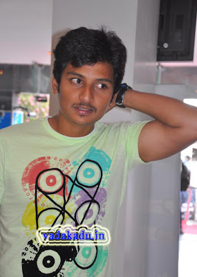 Jeeva  in Vanthaan Ventraan