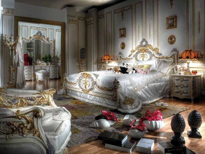Antique & Italian Classic Furniture From the Best of Italian Bedrooms Set