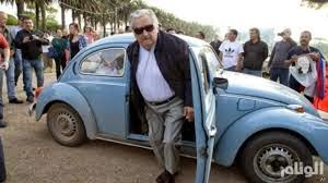 شيخ عربي يعرض مليون دولار لشراء سيارة رئيس الأوروغواي