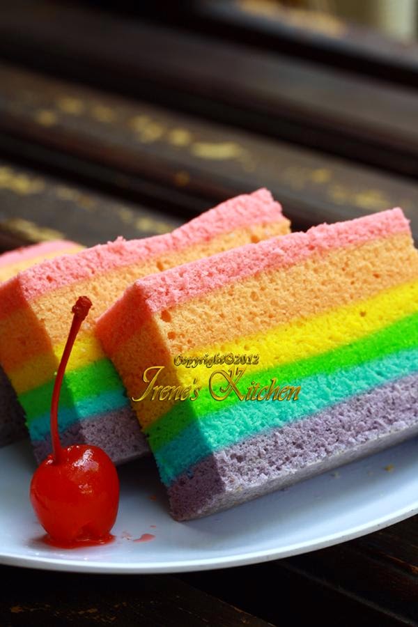 Irene s Kitchen: CAKE KUKUS RAINBOW