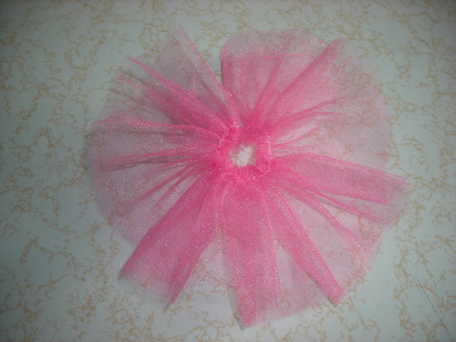crafty couple Tulle headband and how to gather with your machine