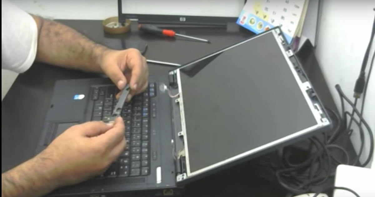 Worldwide ElectronicHardware Repairs Hp Compaq NX7300 Laptop Backlight