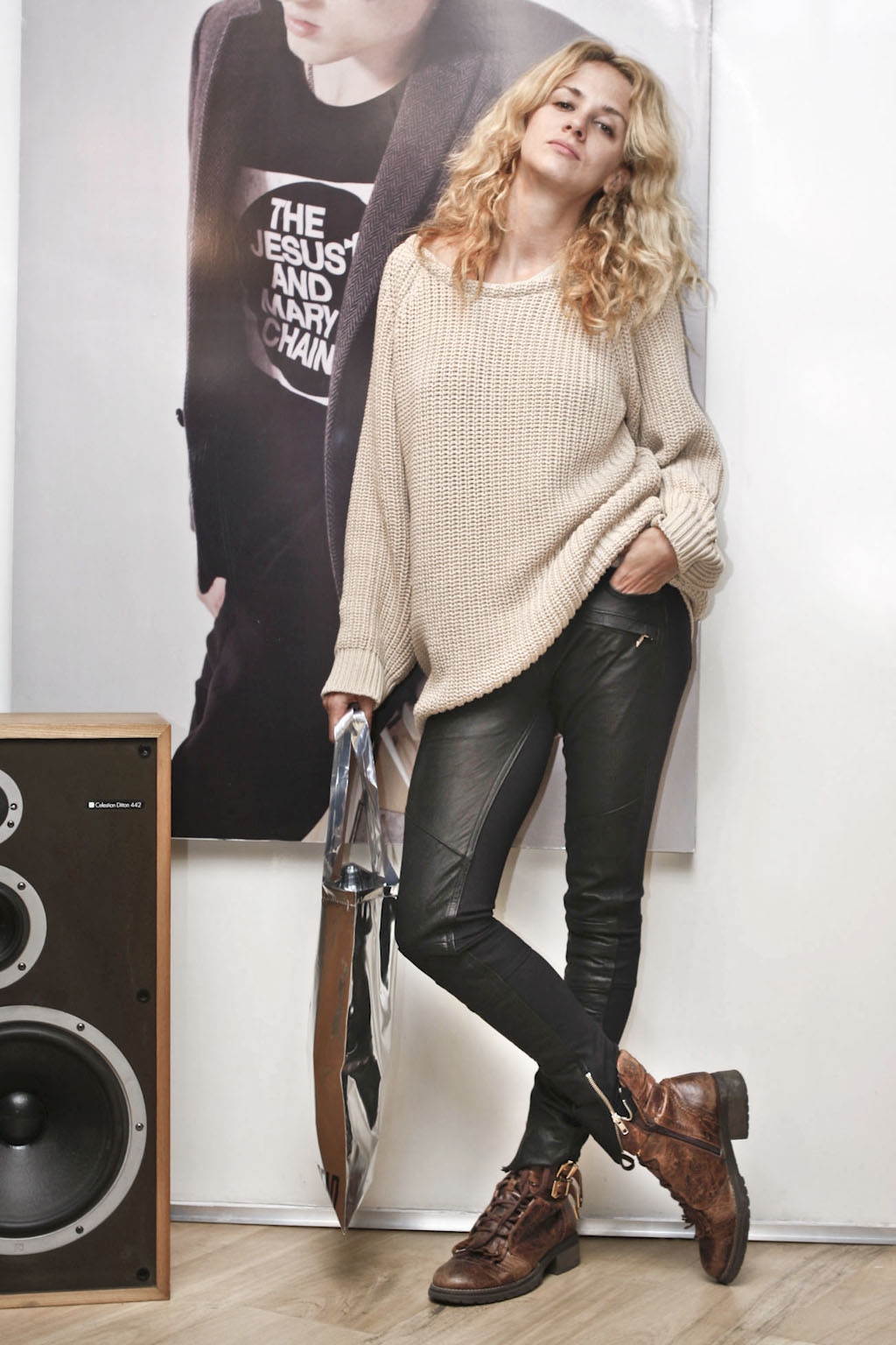 http://2.bp.blogspot.com/-WfsD1fgdtZc/Tgu8ljKslyI/AAAAAAAADDI/DjhAIUgSDmE/s1600/leo-balcarce-2.jpg
