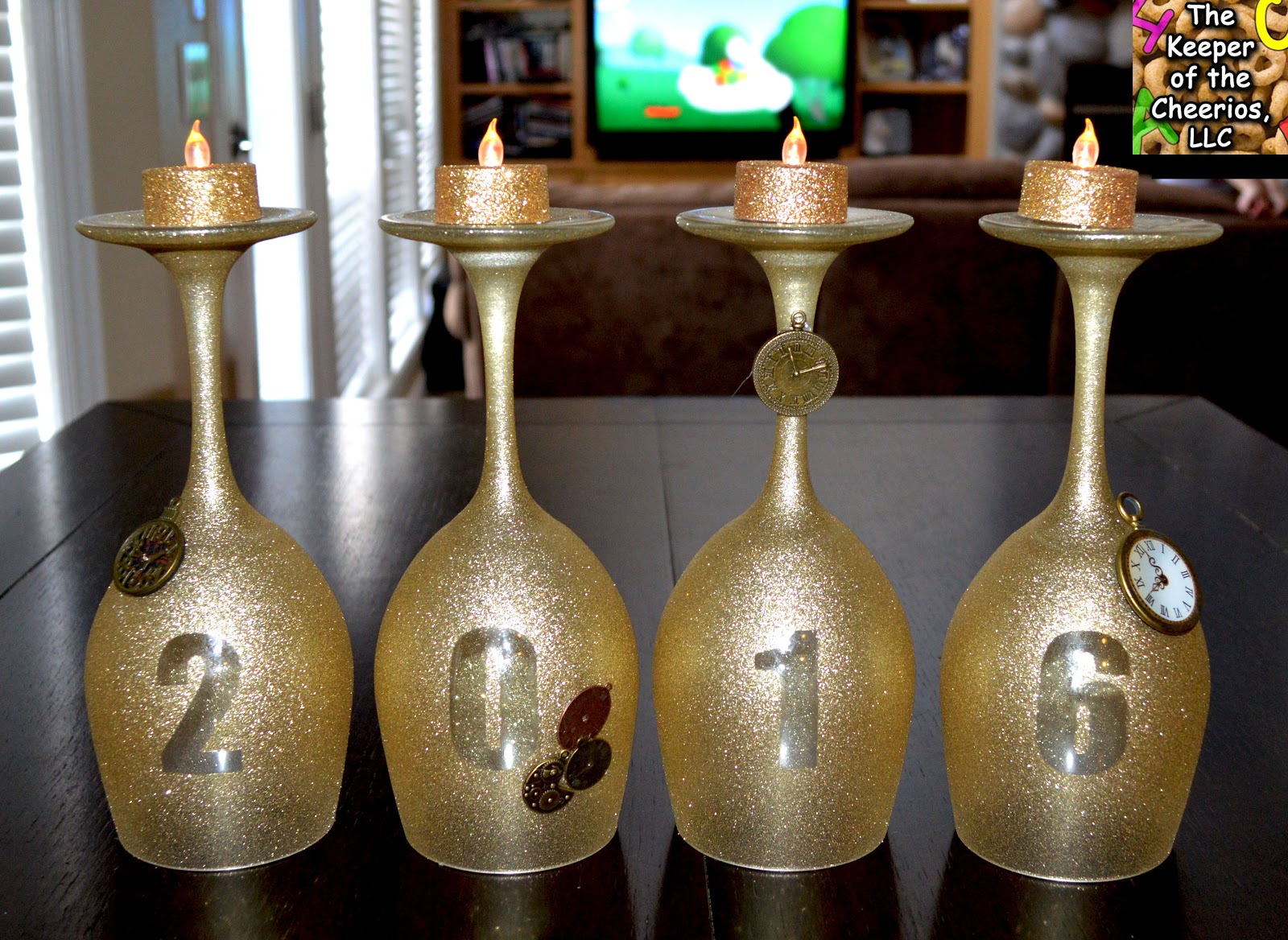 NEW YEARS WINE GLASSES