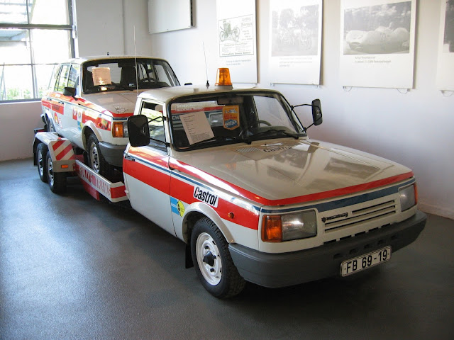 27_Wartburg_353_Renntransporter_mit_Wart