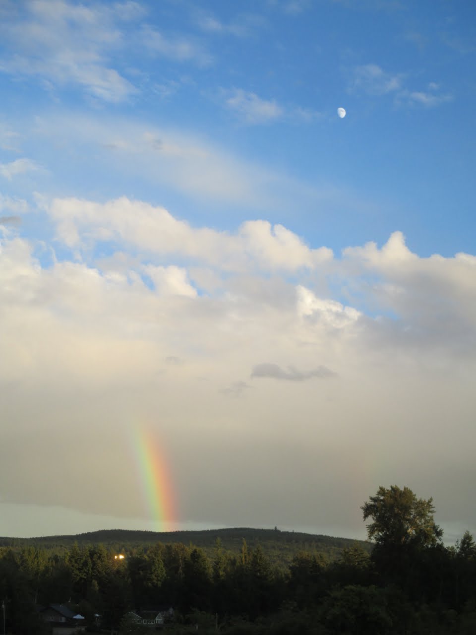 Rainbow and Day Moon on July 14, 2016