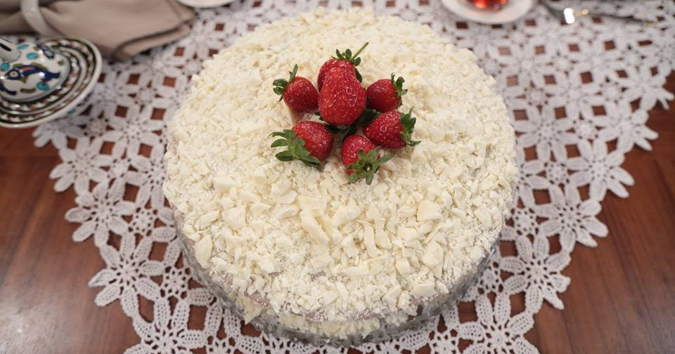Beyaz Çikolatalı Pasta Tarifi Nurselin Mutfağı Yemek Tarifleri