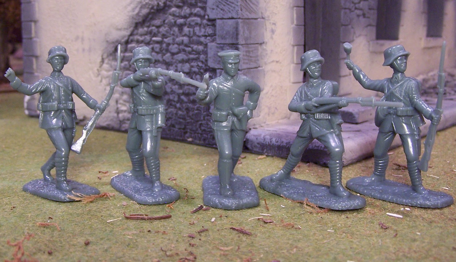 WWII Plastic Toy Soldiers Armies In Plastic Toy Soldiers