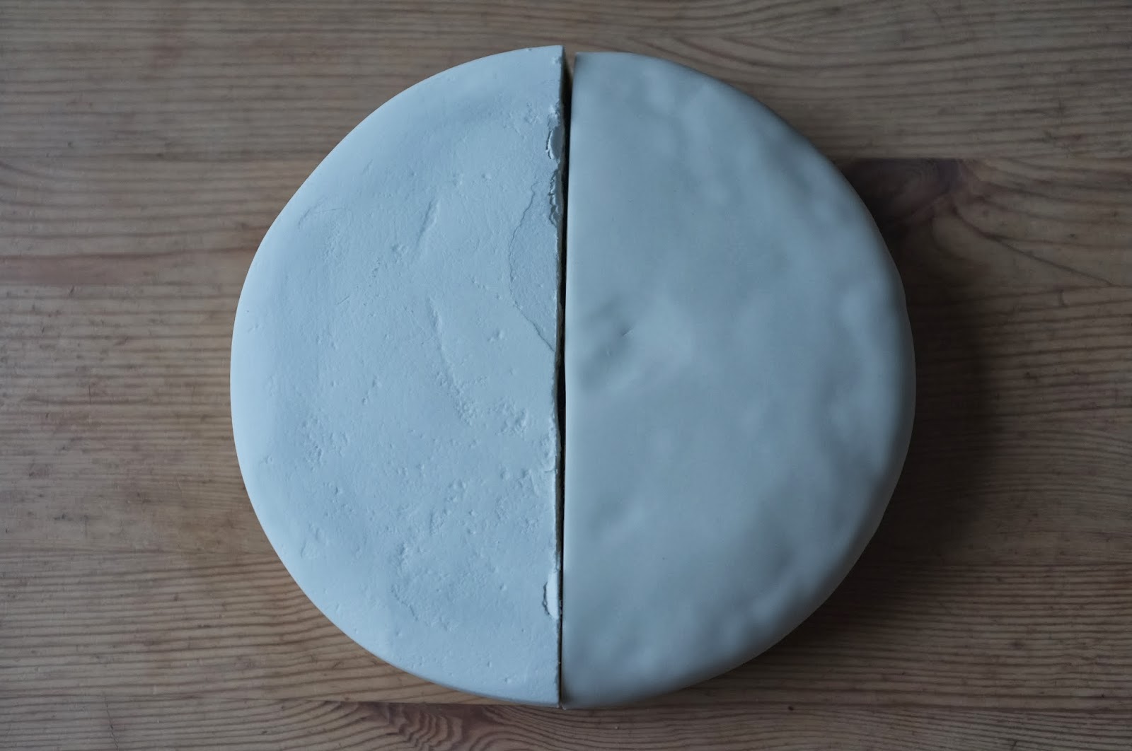 A little shop in Tokyo Royal icing vs. rolled fondant Getting ready