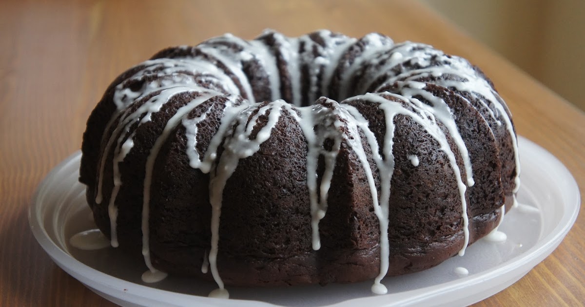 The Modern Housewife Too Much Chocolate Cake