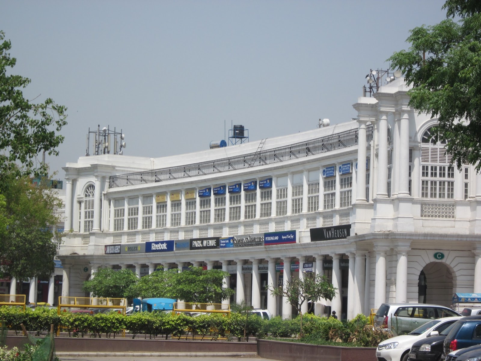 Round trip: Commercial Hub of New Delhi, Connaught Place