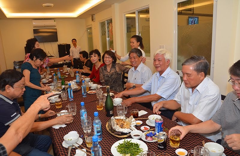 2015 Jan 10 Ánh Hoa. anh Huệ về thăm VN