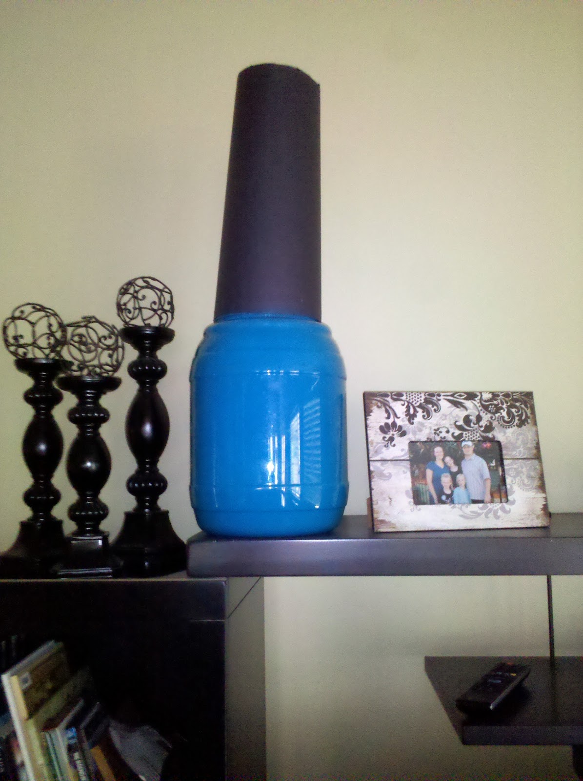 Savvy Ness Online Giant Nail Polish